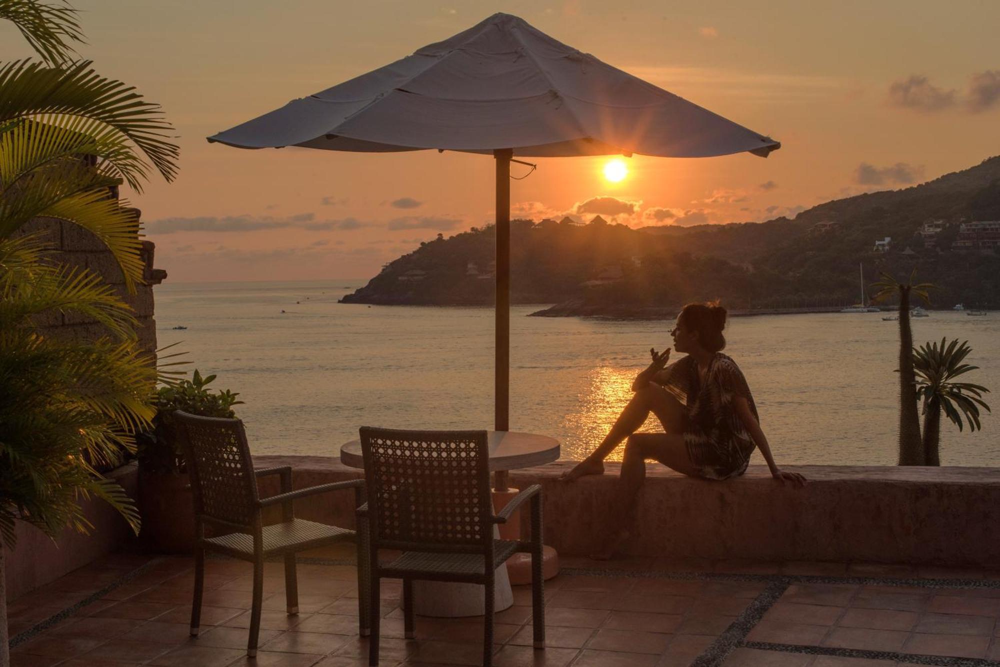 La Casa Que Canta (Adults Only) Zihuatanejo Exterior photo