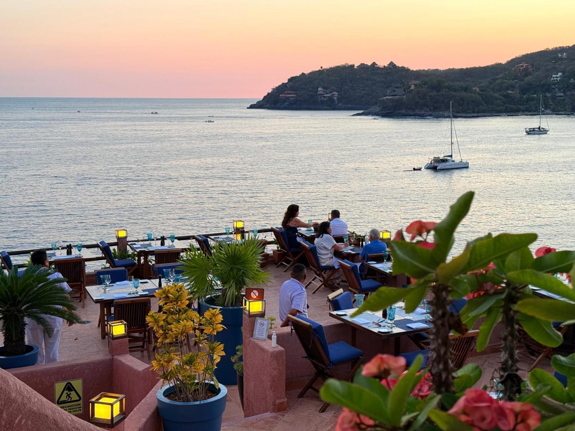 La Casa Que Canta (Adults Only) Zihuatanejo Exterior photo